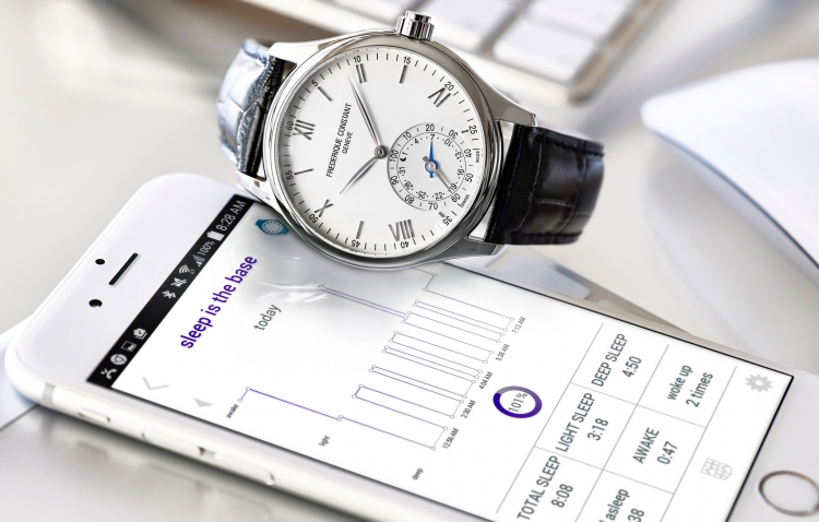 Frederique Constant представила свои часы Horological Smartwatch